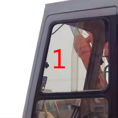 4457173 HITACHI Szklane okno kabiny koparki Lewa ukośna pozycja boczna Nr 1 Szkło hartowane