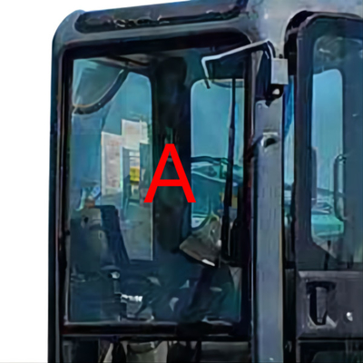 CE KOBELCO Wymiana szyby przedniej koparki do koparki